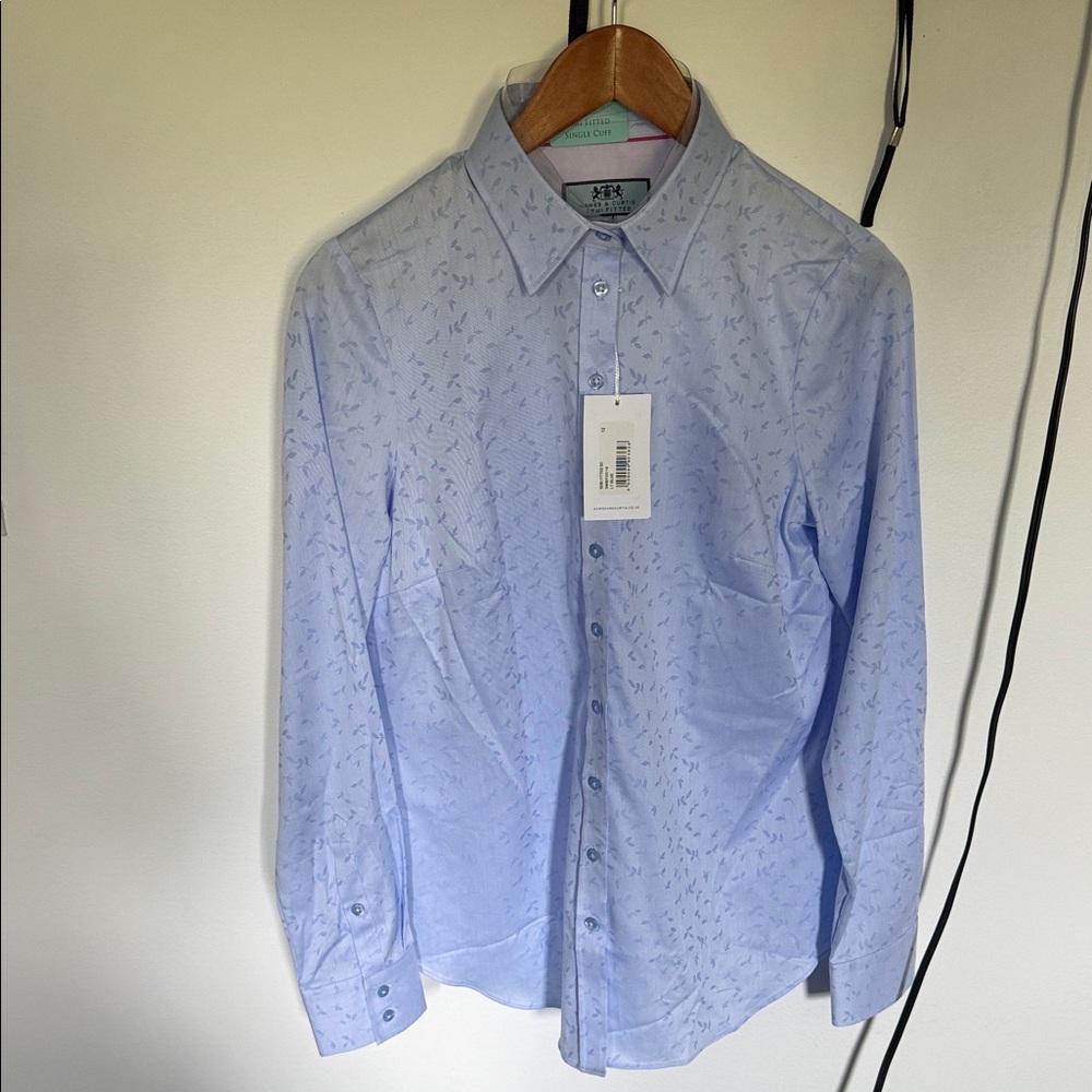 Hawes and Curtis semi fitted shirt